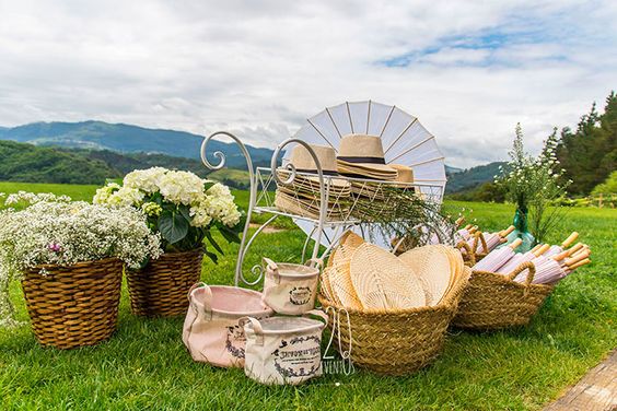 16 ideas para decorar con cestas una boda