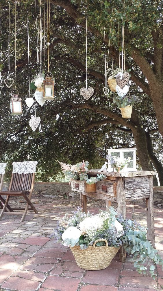 16 ideas para decorar con cestas una boda