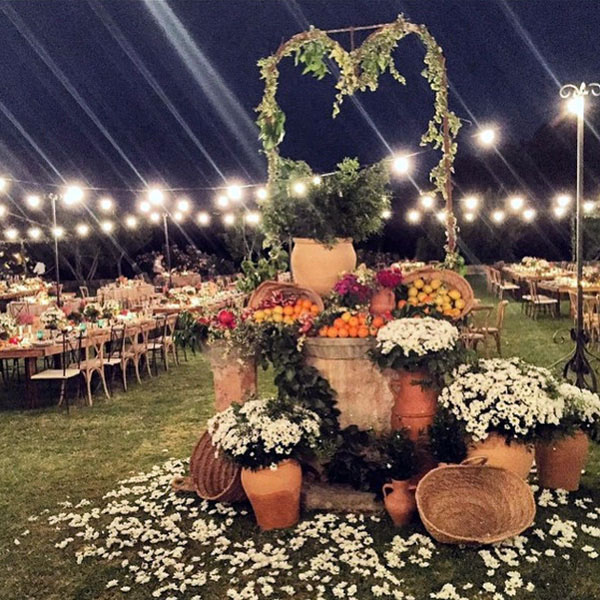 16 ideas para decorar con cestas una boda