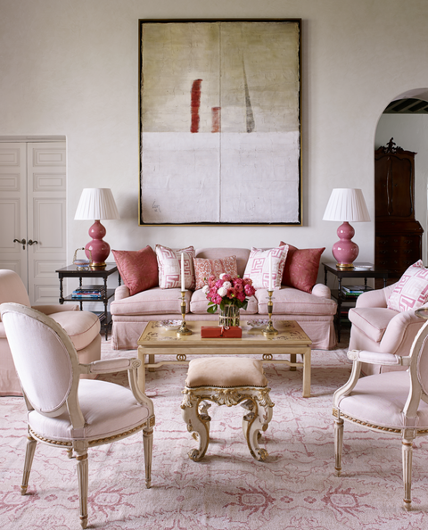 ​​Antiguo sillón Luis XVI un clásico siempre actual 