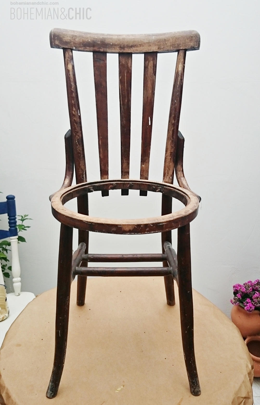 Cómo convertir una vieja silla en macetero con Milk Paint