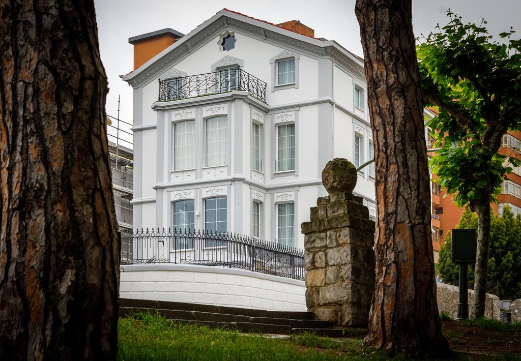 nuestros muebles visten las habitaciones de un hotel