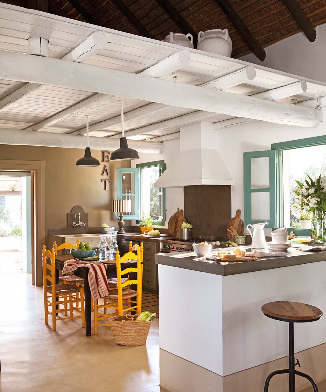 Una hermosa casa de campo mix de color y charme