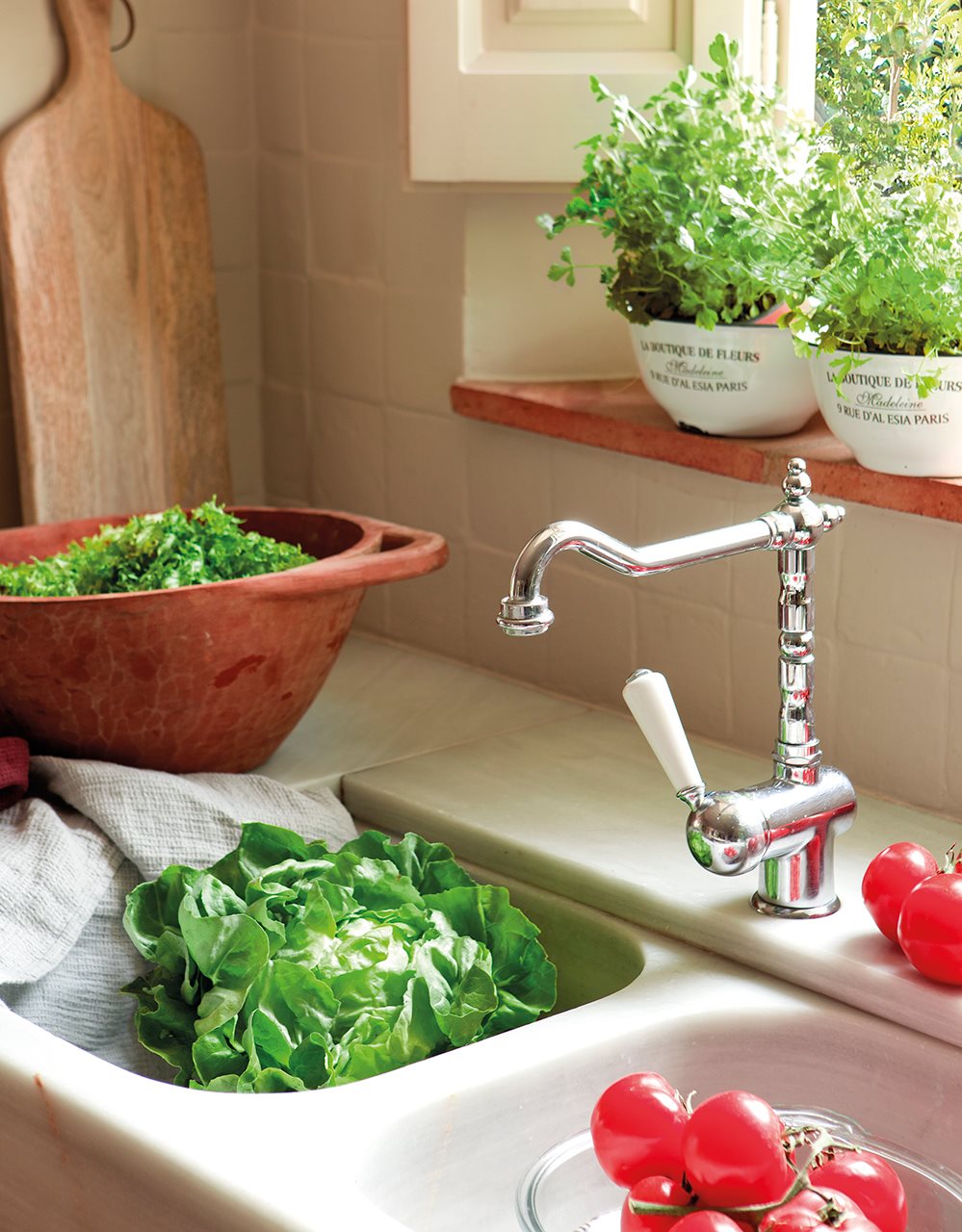 Una masía renovada de estilo rústico actual