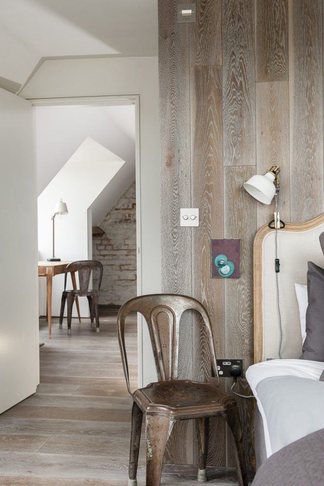 una antigua estación de ambulancias convertida en una casa familiar