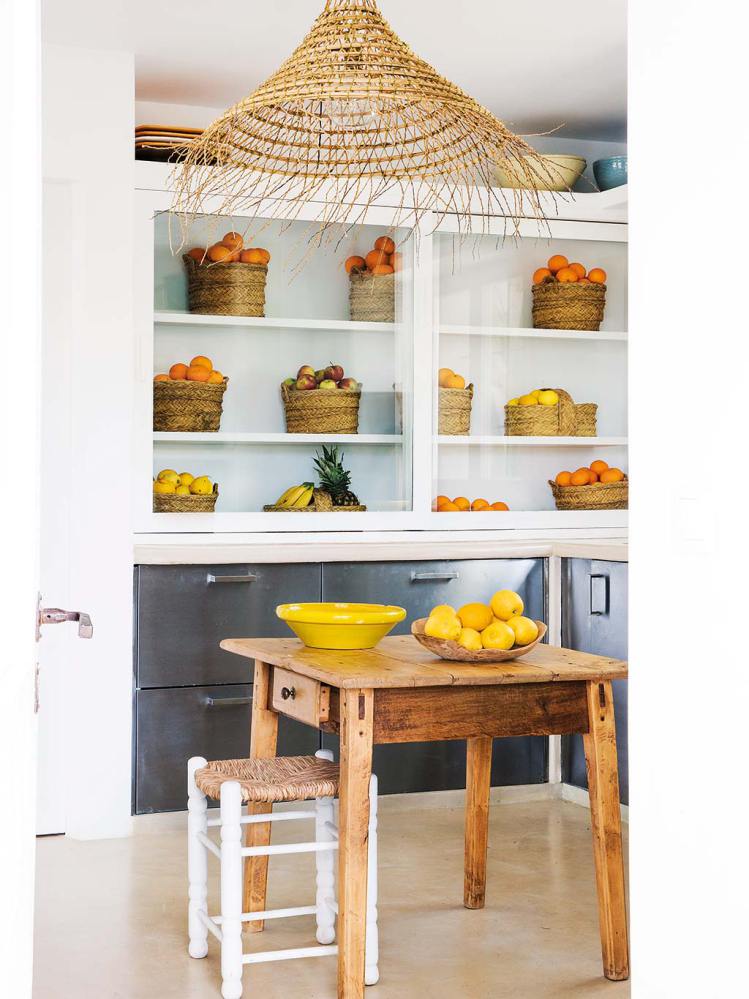 una casa en Ibiza  con un estilo muy natural