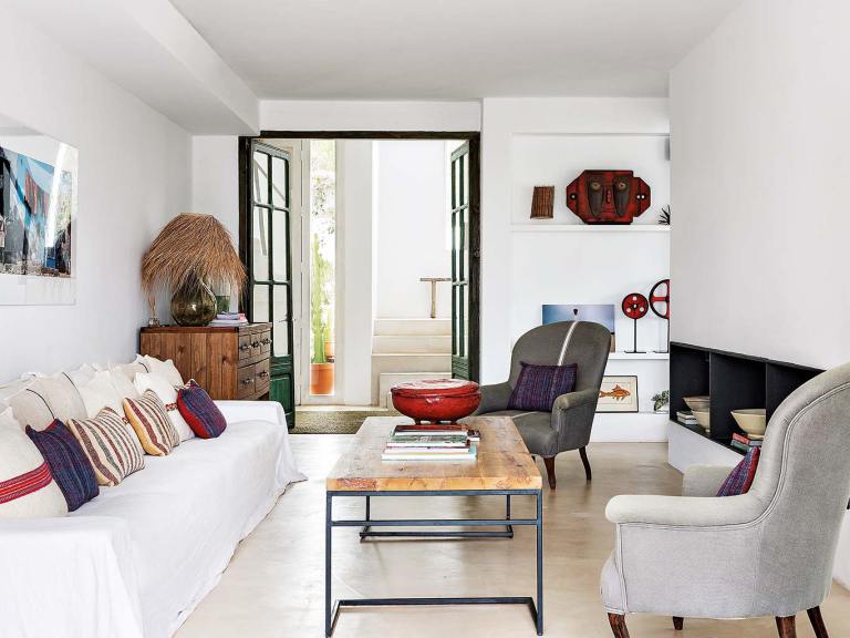 una casa en Ibiza  con un estilo muy natural
