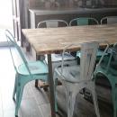 Mesa de comedor en madera y forja