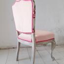 silla descalzadora vintage  terciopelo y flores