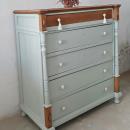 Cómoda alfonsina en madera y verde pastel