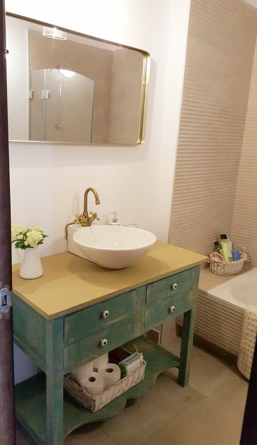 40 ideas para decorar baños pequeños con estilo