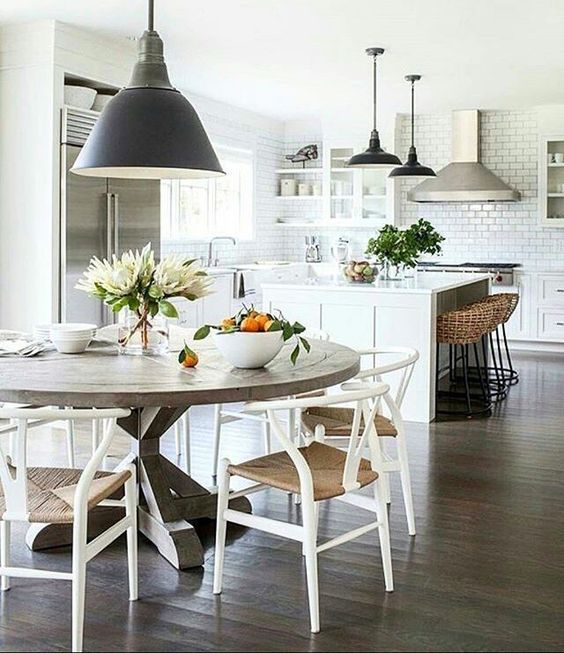37 ideas para decorar con una mesa redonda tu hogar
