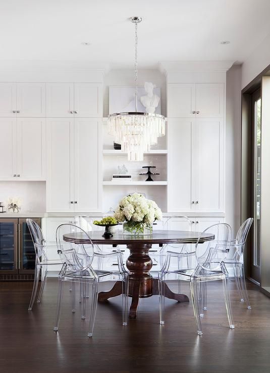 37 ideas para decorar con una mesa redonda en tu hogar