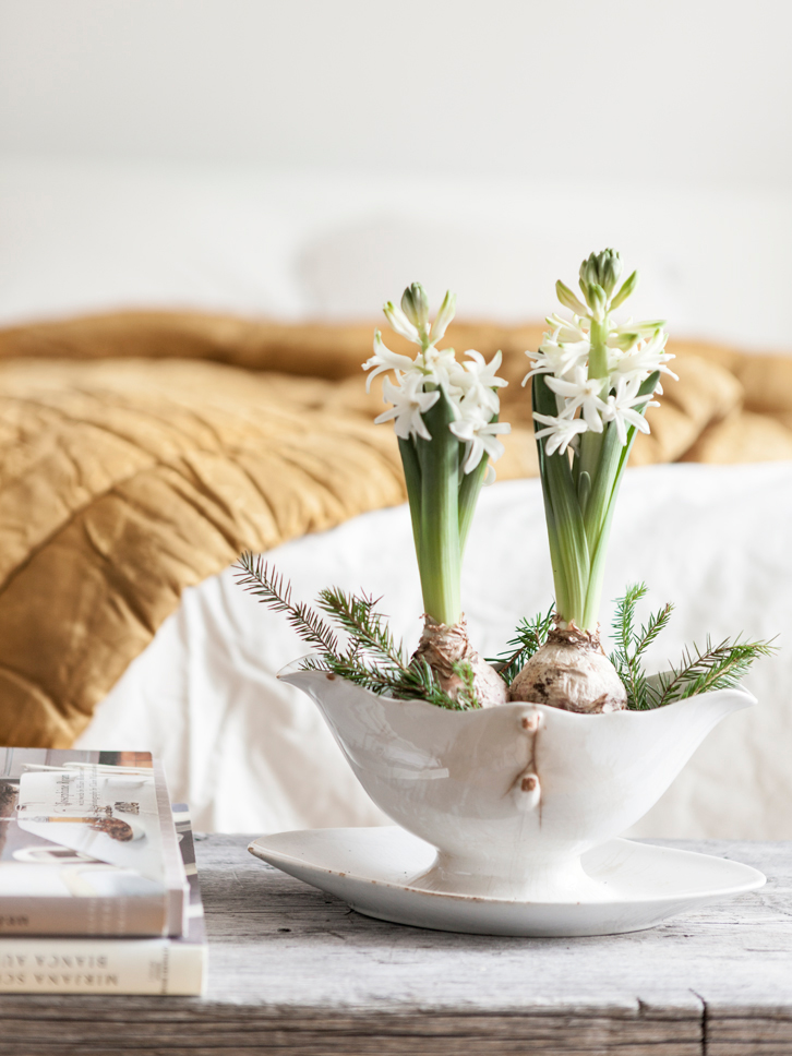 Blanca Navidad en una casa escandinava