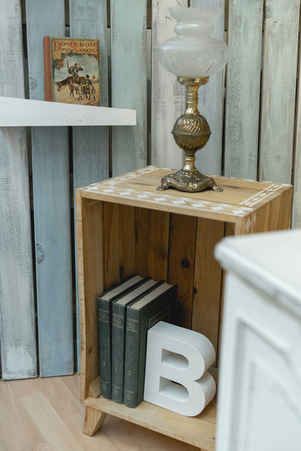 Taller de pintura Chalk Paint técnicas básicas en Sevilla