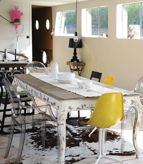 comedor con mesa estilo luis XV