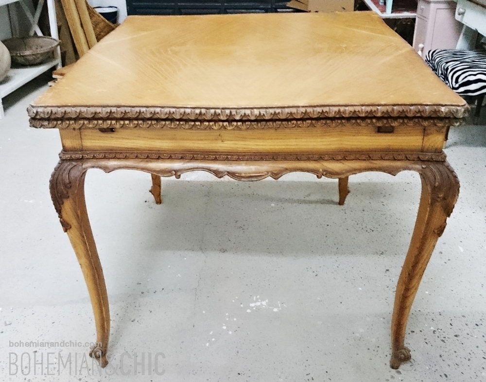 antes y después de una mesa vintage estilo Luis XV