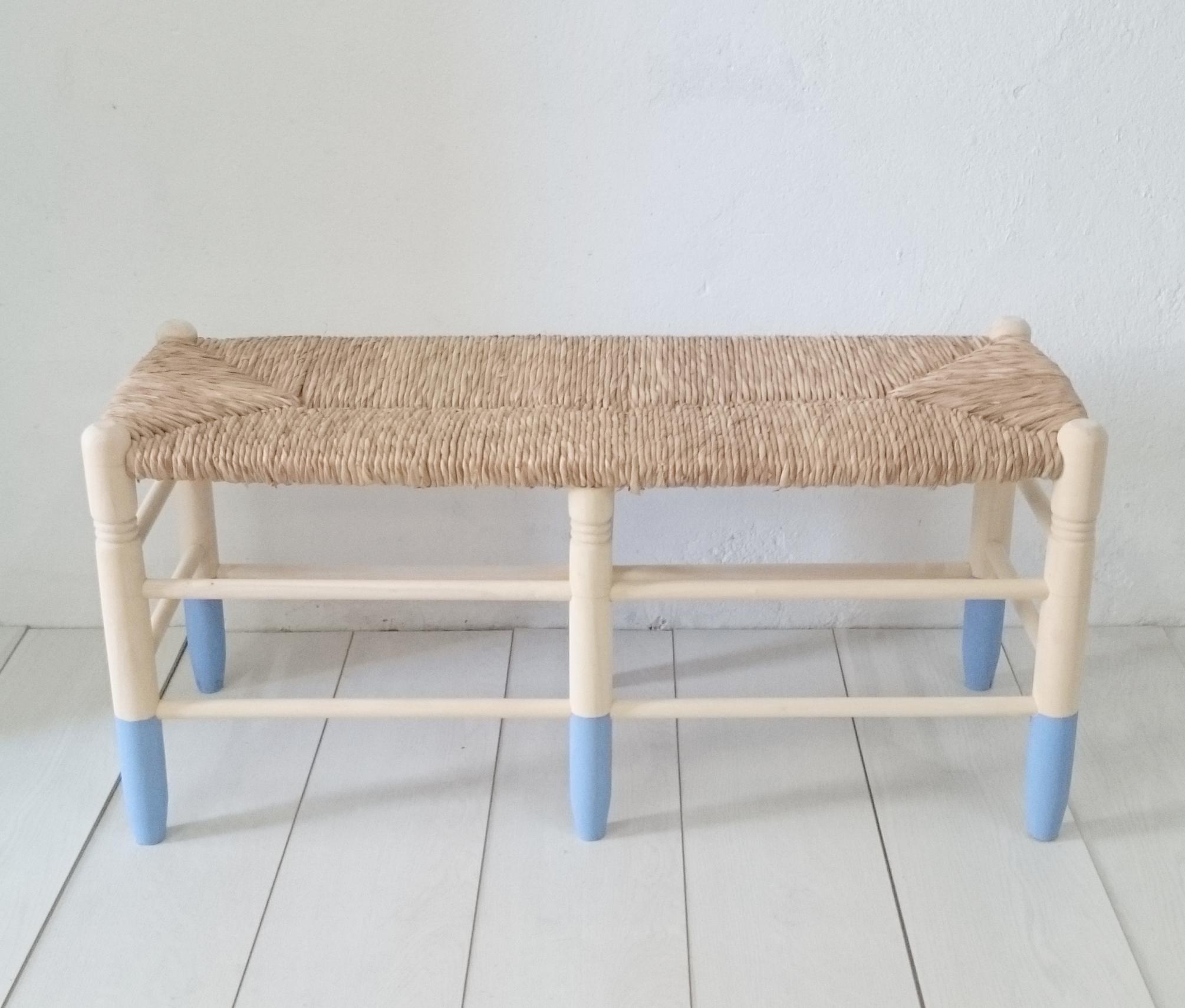 banqueta doble de enea detalle en azul añil