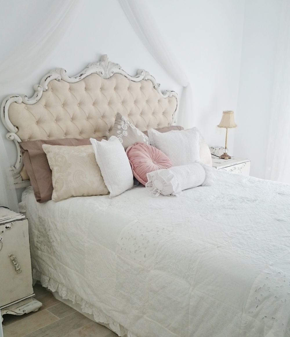 Un piso con decoración personalizada estilo shabby chic