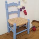 Silla infantil en azul añil