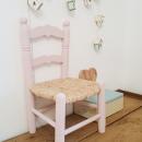 silla infantill en rosa