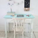 escritorio artesanal mint y blanco con cajones