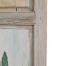 cuadro con motivo de naturaleza sobre puerta antigua