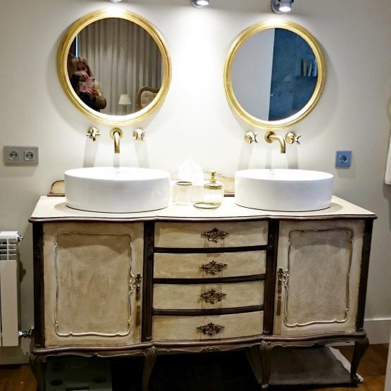 Mueble de baño vintage estilo Luis XV