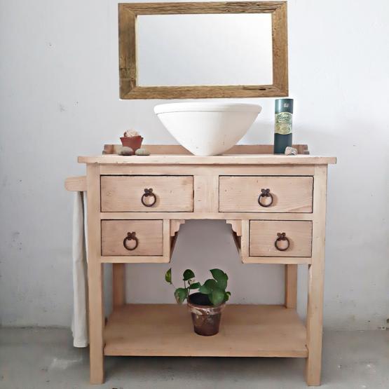 https://www.bohemianandchic.com/sites/default/files/styles/producto_detalle_main/public/2022-02/mueble%20ba%C3%B1o%20r%C3%BAstico%20madera%20natural.jpg?itok=O6K5fHAc